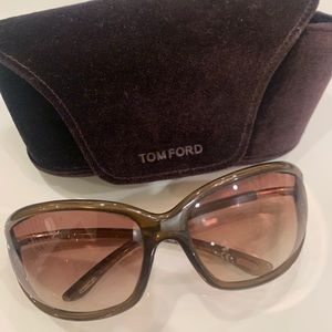 Tom Ford sunglasses with case